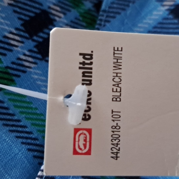 Ecko Unltd boys size 4T plaid cargo shorts New - Picture 4 of 4